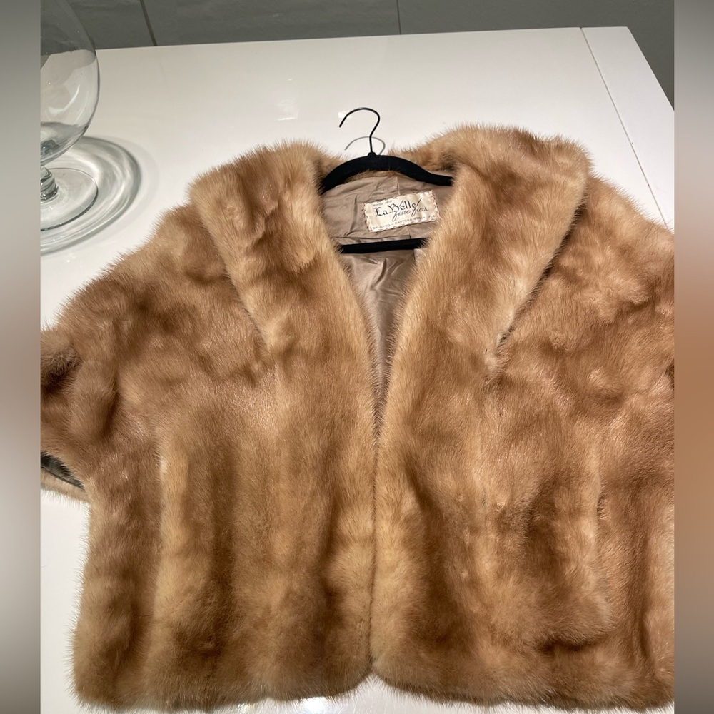 Vintage Furs Pastel Blonde Brown
Mink Fur Cape Shawl Stole